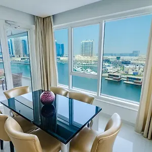 شقة Oskena - Waterfront Downtown, دبي